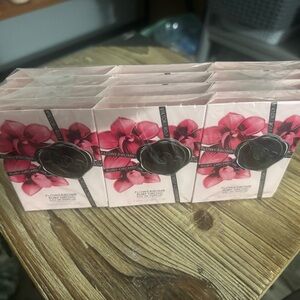 Flowerbomb Ruby Orchid Sealed Vial Set